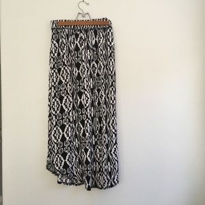 Anthropologie Skirt 9-H15 STCL